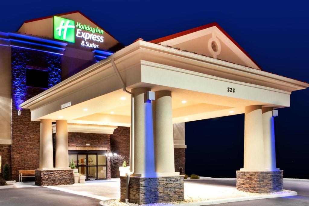 Holiday Inn Express Hotel & Suites Lewisburg an IHG Hotel Main image 1